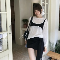 批发kumikumi设计感黑白撞色<b class='q'>长袖</b>女秋季微透<b class='q'>宽松</b>慵懒风假两件圆领上衣