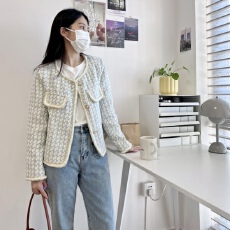 批发小香风气质短<b class='q'>外套</b>女秋冬季2025秋装新款时尚<b class='q'>宽松</b>百搭女士开衫上衣