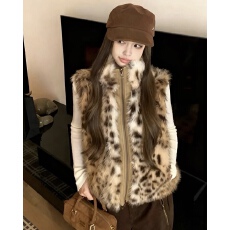 批发时髦百搭两面穿豹纹毛绒马甲女2025秋冬季新款氛围感环保皮草外套