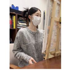 批发灰色开衫<b class='q'>针织</b>衫女早秋季穿搭韩系短款百搭小香风长袖外搭上衣外套