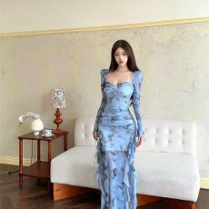 批发法式复古印花<b class='q'>网纱</b>方领喇叭袖长<b class='q'>裙</b><b class='q'>纯欲</b>不规则荷叶边开叉修身连衣<b class='q'>裙</b>