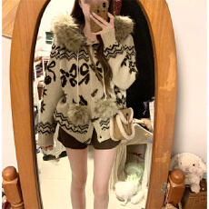 批发复古重工费尔岛毛领牛角扣连帽外套女2025秋冬季新款针织开衫<b class='q'>毛衣</b>