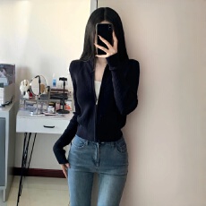 批发<b class='q'>韩版</b>软糯针织衫女加厚秋冬装内搭休闲小个子短款开衫毛衣<b class='q'>外套</b>上衣