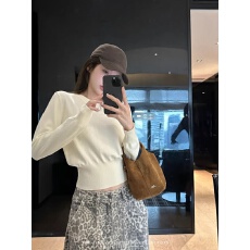 批发灰色圆领收腰套头长袖针织衫女秋冬季修身显瘦设计感休闲收腰上衣