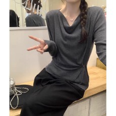 批发别致纽扣设计收腰打底衫女2025年冬季韩版气质荡领长袖针织衫上衣