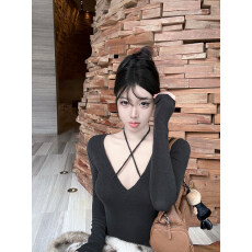 批发人棉260克天丝羊毛深V挂脖打底衫女秋冬季设计感长袖T恤上衣