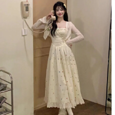 批发温柔风刺绣吊带连衣裙<b class='q'>套装</b>女夏季薄款花边防晒开衫法式收腰长裙子