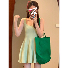 批发薄荷绿吊带连衣裙子女夏季2026年新款法式气质小个子无袖背心短裙