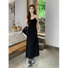 批发撞色露背针织吊带连衣裙女春季韩版2026新款收腰显瘦<b class='q'>中长款</b>A字裙