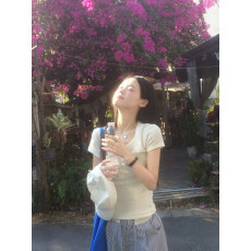 批发260克人棉T恤<b class='q'>女</b>春夏季新款u领修身基础百搭短袖纯色纽扣套头上衣