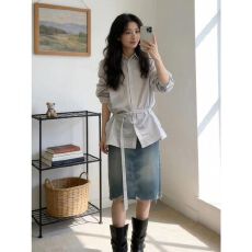 批发实价有货韩系高级感条纹翻领<b class='q'>衬衫</b>上衣女夏季高腰显瘦半身裙套装