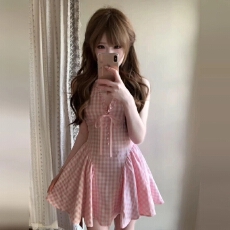 批发8uioio <b class='q'>粉红</b><b class='q'>玛丽</b>猫 粉色格子挂脖连衣裙女夏季2025新款吊带短裙子