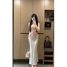 批发纯欲风辣妹设计粉色背心气质<b class='q'>修身</b>显瘦小上衣+显瘦醋酸长裙两件套