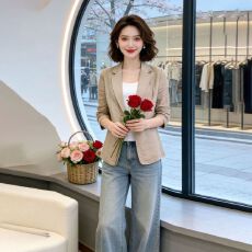 批发薄款老钱风气质修身显瘦西装外套2026<b class='q'>夏</b>季设计简约西服