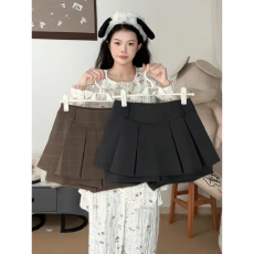 批发<b class='q'>大码</b>胖mm韩系学院风百褶格纹短<b class='q'>裙裤</b>秋冬新款绝美巨好看的半身裙子