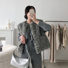 批发已出货 chic韩版圈圈毛<b class='q'>马甲</b><b class='q'>外套</b>