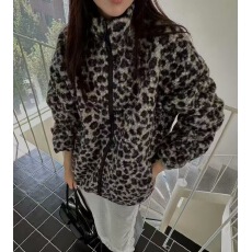 批发已出 <b class='q'>韩国</b>chic 毛绒立领复古豹纹内加绒拉链棉服外套女