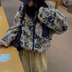 批发chic<b class='q'>韩国</b>东大门2025冬季复古羊羔毛花朵拼色外套