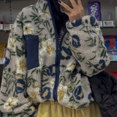 批发chic<b class='q'>韩国</b>东大门2025冬季复古羊羔毛花朵拼色外套