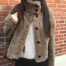 批发已出 羊卷毛皮毛一体毛绒百搭厚外套