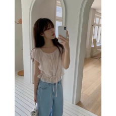 批发己入库<b class='q'>韩国</b>东大门蕾丝小花边温柔清透甜美绑带短衬衫