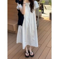 批发已出货chic  法式<b class='q'>泡泡袖</b>百褶圆领<b class='q'>连衣裙</b>