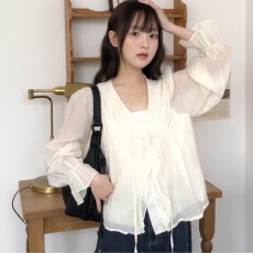批发春夏减龄甜美风重工压褶荷叶边飘带薄款衬衫女宽松百搭<b class='q'>喇叭袖</b>上衣