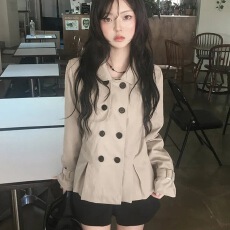 批发2026秋学院风双排扣风衣外套女秋季新款高级感显瘦气质夹克上衣