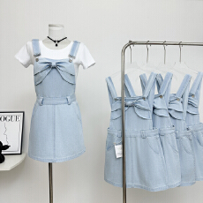 批发Q女家 丹宁蝴蝶结<b class='q'>夏</b>日少女减龄洗水浅牛仔背带裙