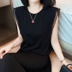 批发别致蕾丝花边拼接小飞袖薄款针织衫女夏季新款气质优雅圆领上衣