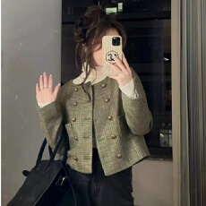 批发小香风粗花呢<b class='q'>外套</b>小个子春秋装2025年新款女复古法式短款上衣百搭