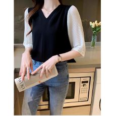 批发衬衫女设计感小众春装2026年新款韩版气质显瘦V领雪纺衫中袖上衣