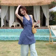 批发蓝格子V领挂脖系收腰<b class='q'>连衣裙</b>女夏帝政风<b class='q'>露背</b>气质显瘦性感短裙