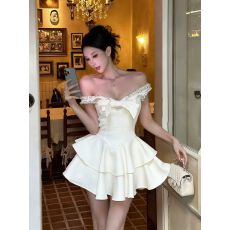 批发新款~千金小姐V领手工钉珠吊带连衣<b class='q'>裙</b>甜美生日<b class='q'>小礼服</b>蓬蓬<b class='q'>裙</b>