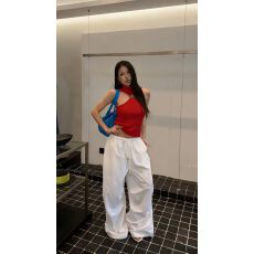 批发新款~<b class='q'>韩国</b>东大门洋气百搭纯色显瘦挂脖吊带露背针织背心女