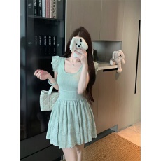 批发新款~夏季温柔风气质收腰小飞袖针织连衣裙女