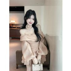 批发原版春秋法式纯欲一字领<b class='q'>露肩</b>灯笼袖收腰显瘦荷叶花朵系带<b class='q'>连衣裙</b>潮