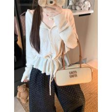 批发原版miu系镂空设计<b class='q'>针织</b><b class='q'>开衫</b>上衣女春季慵懒风抽绳收腰长袖外套潮