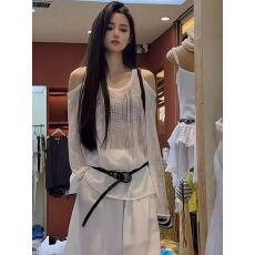 批发法式漏肩长袖冰丝防晒t恤女2026新款夏季宽松慵懒风薄款<b class='q'>罩衫</b>上衣