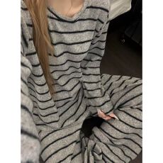 批发黛琳芬德绒长袖女士睡衣男士秋冬季保暖情侣款家居服pajamas328