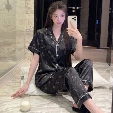 批发[黛琳芬]冰丝女士家居服韩系印花短袖仿<b class='q'>真丝</b><b class='q'>睡衣</b>女两件套批发457