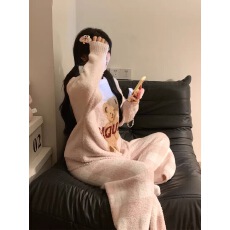 批发黛琳芬多款<b class='q'>珊瑚</b><b class='q'>绒</b>女士<b class='q'>睡衣</b>秋冬季保暖加厚卡通套头法兰<b class='q'>绒</b>家居服