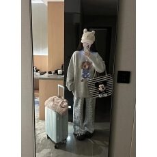 批发特<b class='q'>大码</b>200斤<b class='q'>女装</b>高级感穿搭软糯宽松秋冬内搭外穿印花针织毛衣女