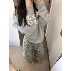 批发特<b class='q'>大码</b>200斤<b class='q'>女装</b>高级感穿搭软糯宽松秋冬内搭外穿印花针织毛衣女