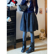 批发实拍 2025新年圣诞氛围感亮晶晶半身<b class='q'>裙</b>毛呢<b class='q'>花苞</b>蓬蓬中<b class='q'>裙</b>