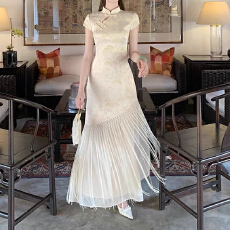 批发2026夏季新中式收腰流苏<b class='q'>旗袍</b>裙夏重工设计国风高级感<b class='q'>改良</b>连