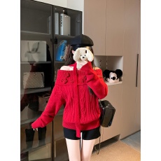 批发实拍实价 一字肩针织衫绞花漏肩套头<b class='q'>毛衣</b>