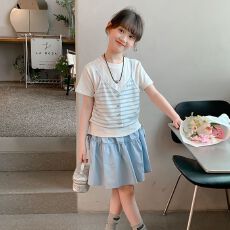 女童套装夏装2026新款儿童超好看印花短袖T恤两件套洋气女孩上衣