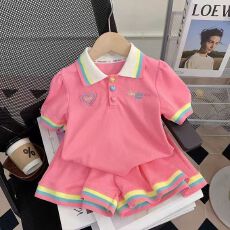 批发韩版<b class='q'>女</b>童<b class='q'>夏</b>季<b class='q'>爆款</b>套装2026新款<b class='q'>女</b>孩多巴胺夏装甜美短袖<b class='q'>短裤</b>两件套