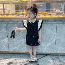 批发女童轻奢公主裙2026夏季新款小香风连衣裙飞袖钉钻小黑裙